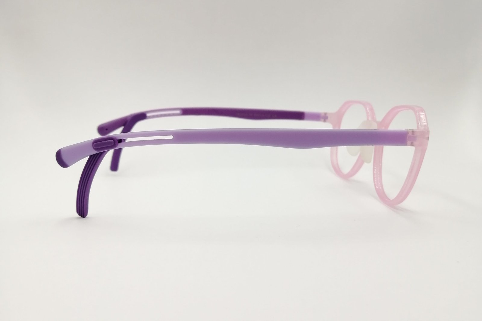 Modelo R4747 - Imagen 2