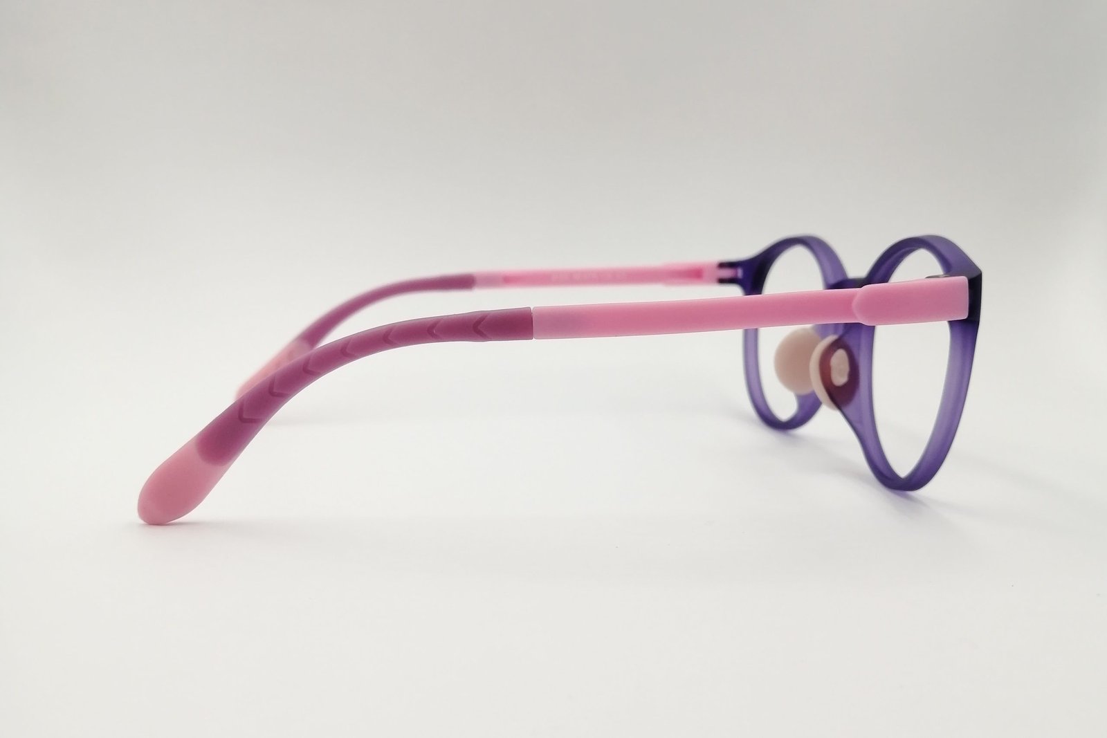 Modelo R4757 - Imagen 3