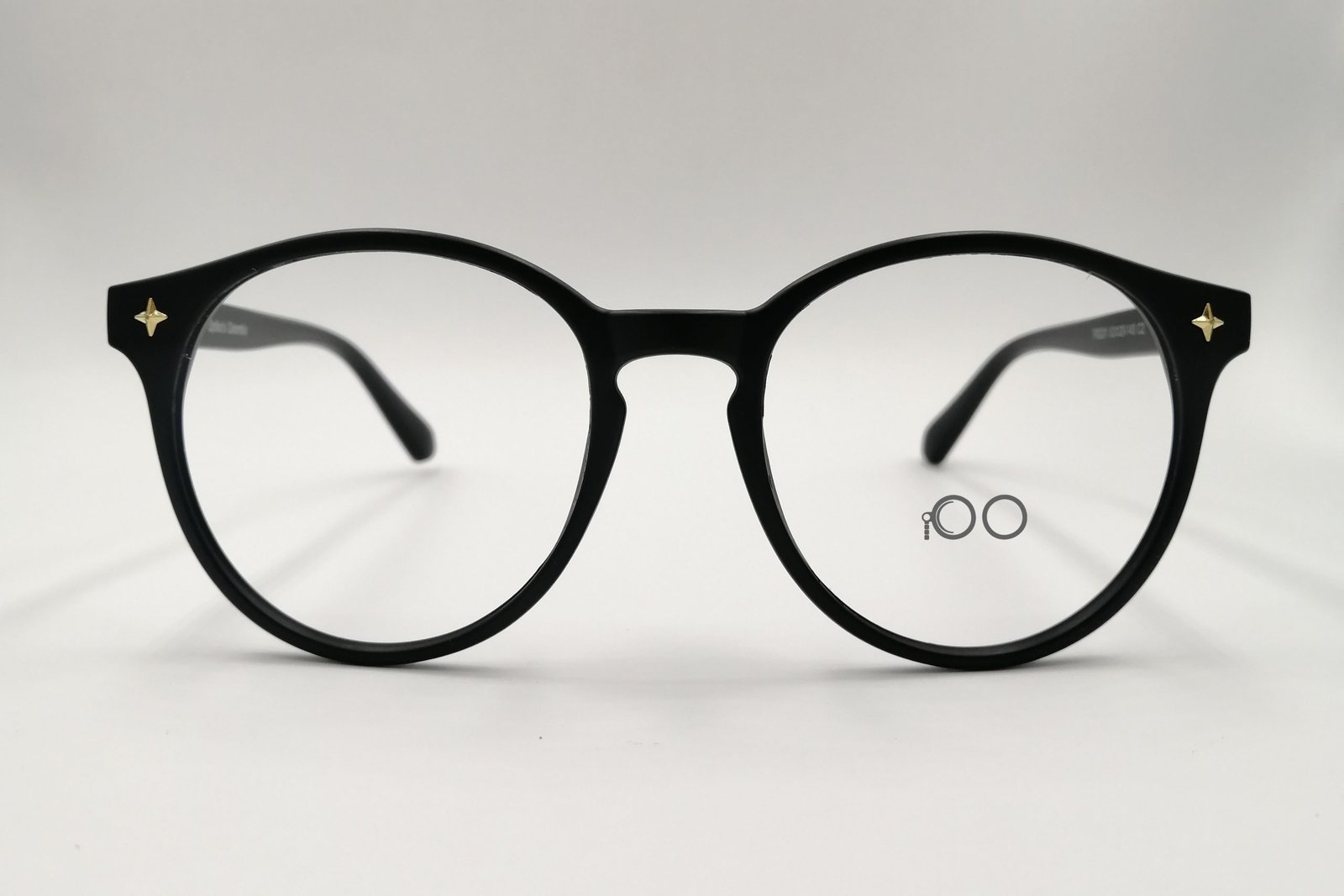 Modelo R6738