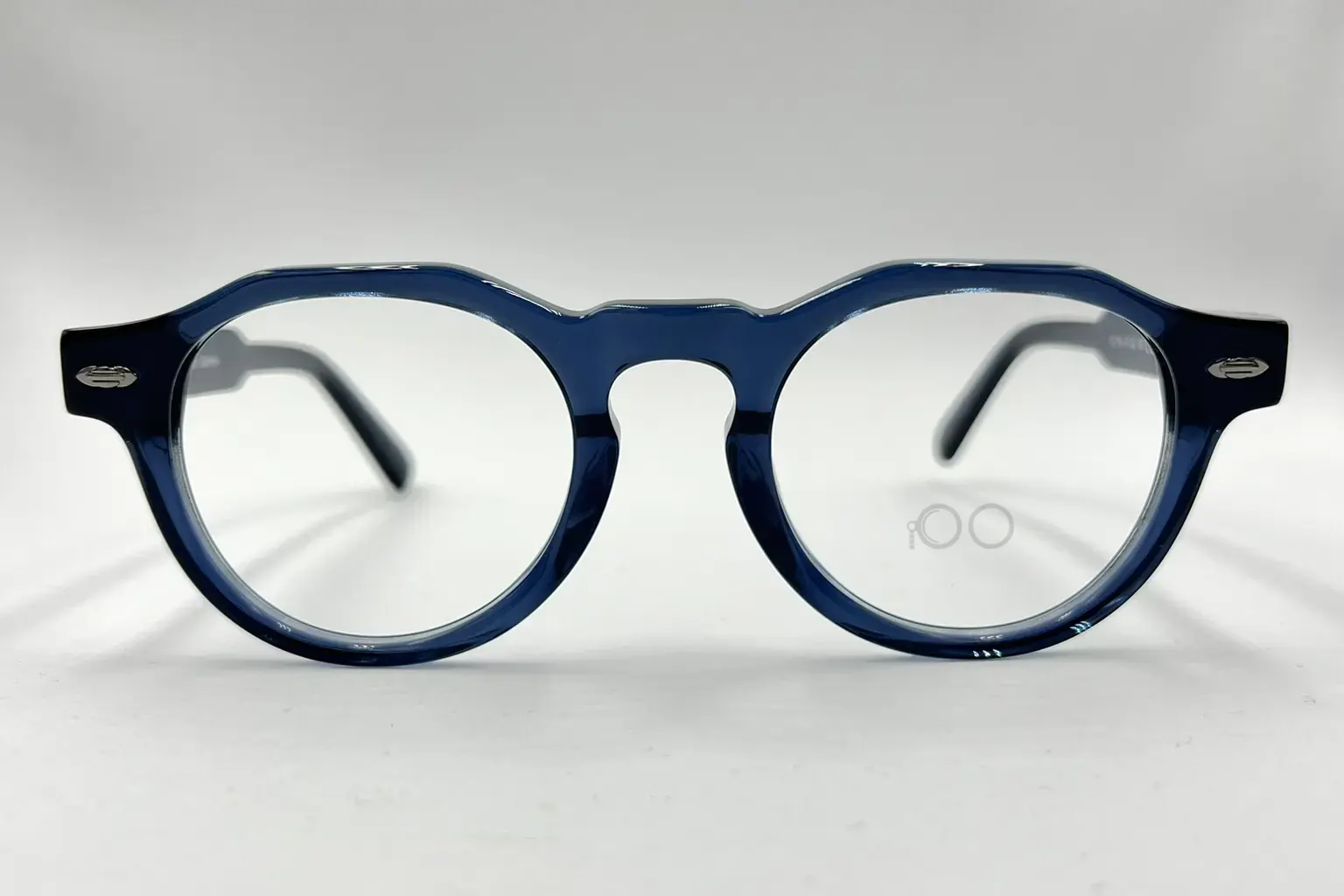Modelo R5604