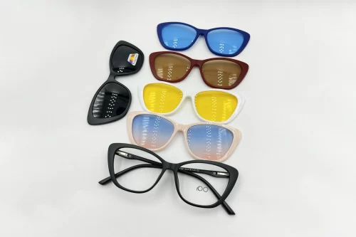 Modelo R7049