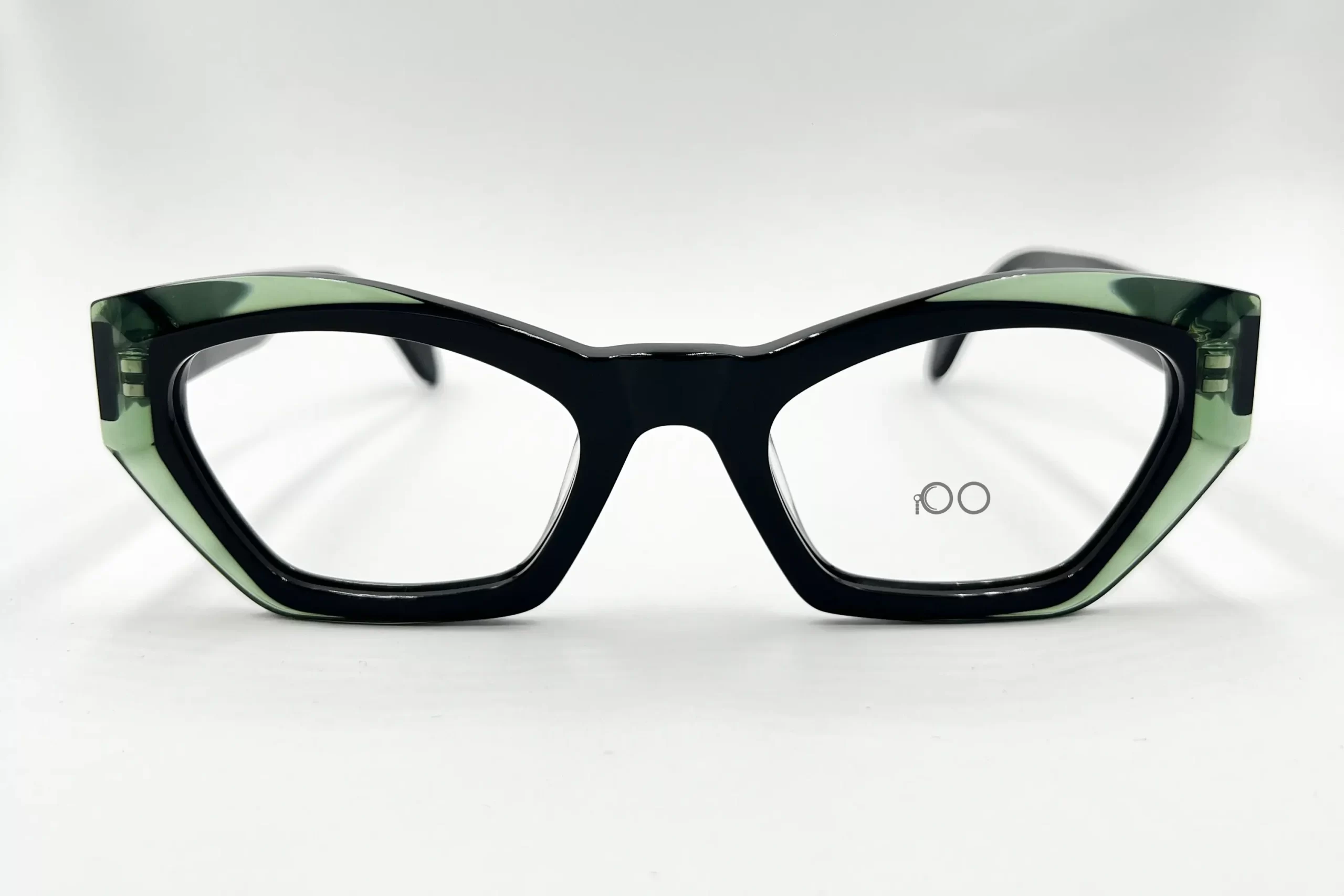Modelo R6746