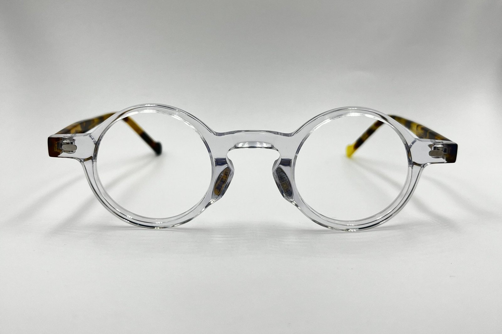 Modelo R6757
