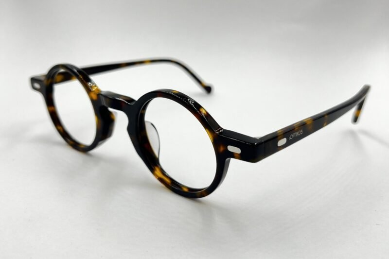 Modelo R6758