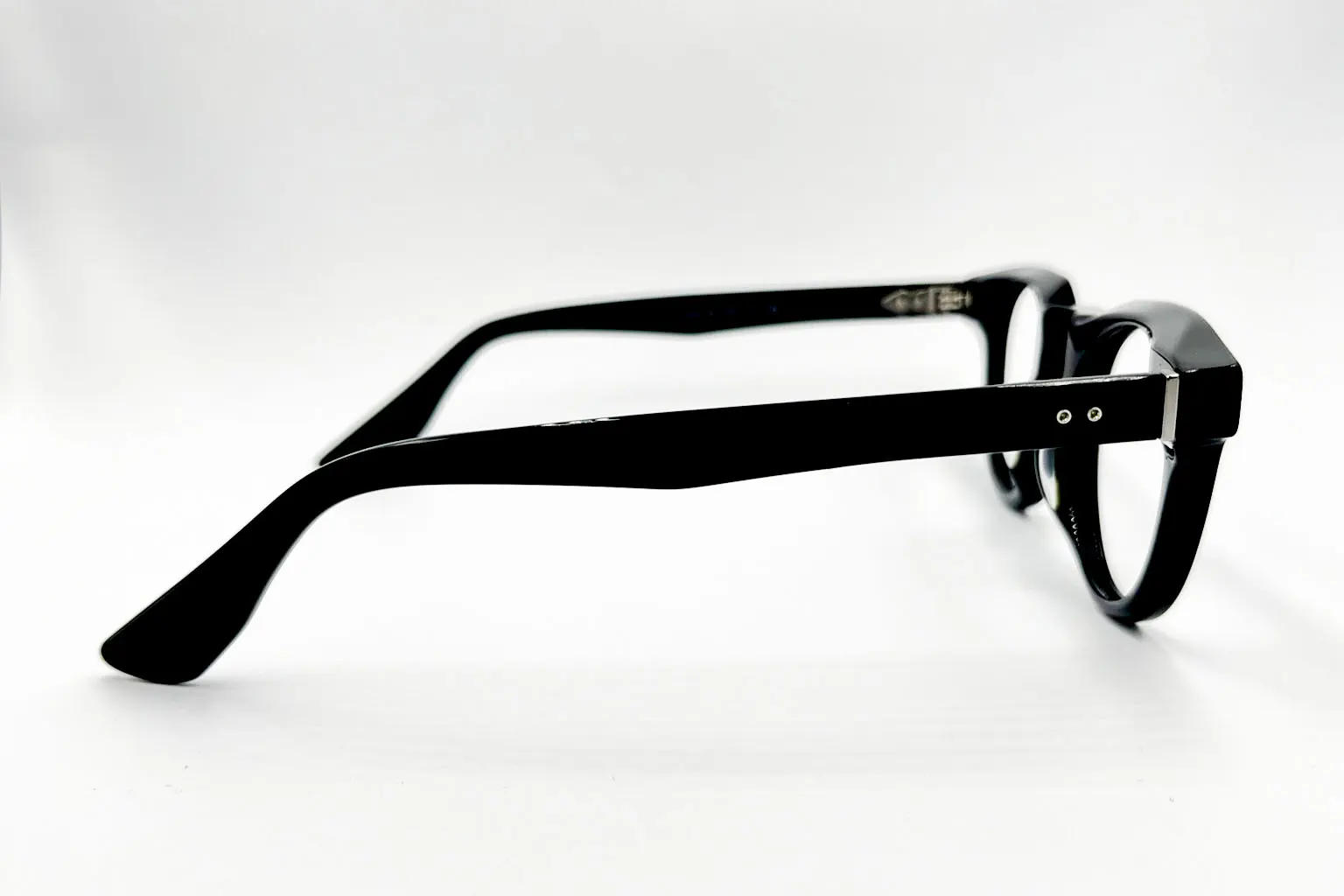 Modelo R6761 - Imagen 3